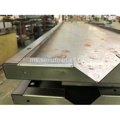 Mesin Lenturan Brek Metal CNC